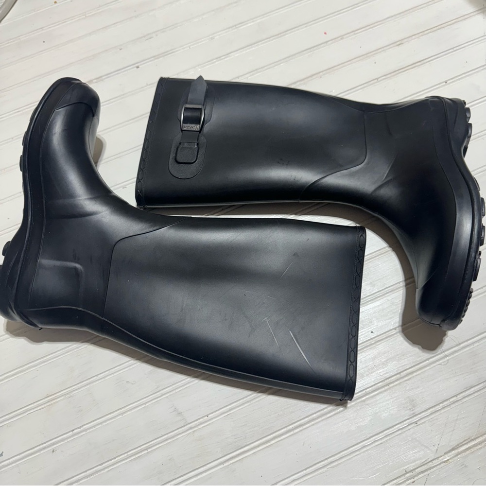 Kamik black midcalf, rainbow boots size 9